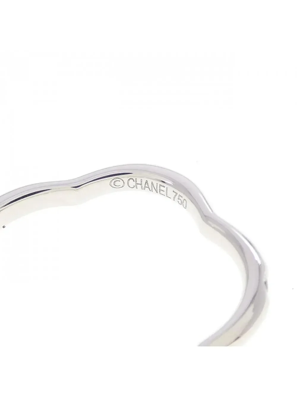 Chanel elevate your